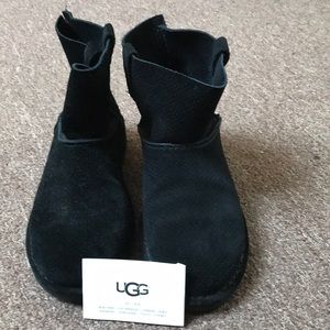 Women uggs size9